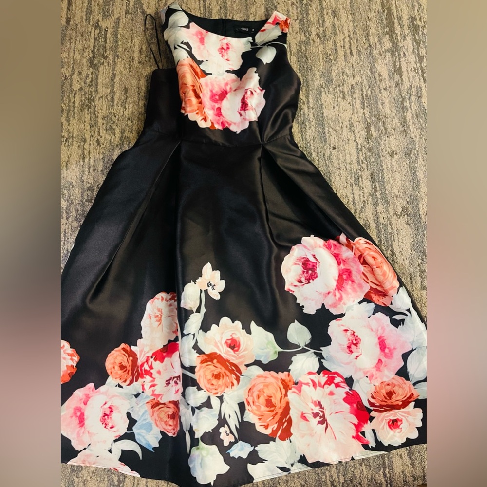 Liza Luxe Dress size M